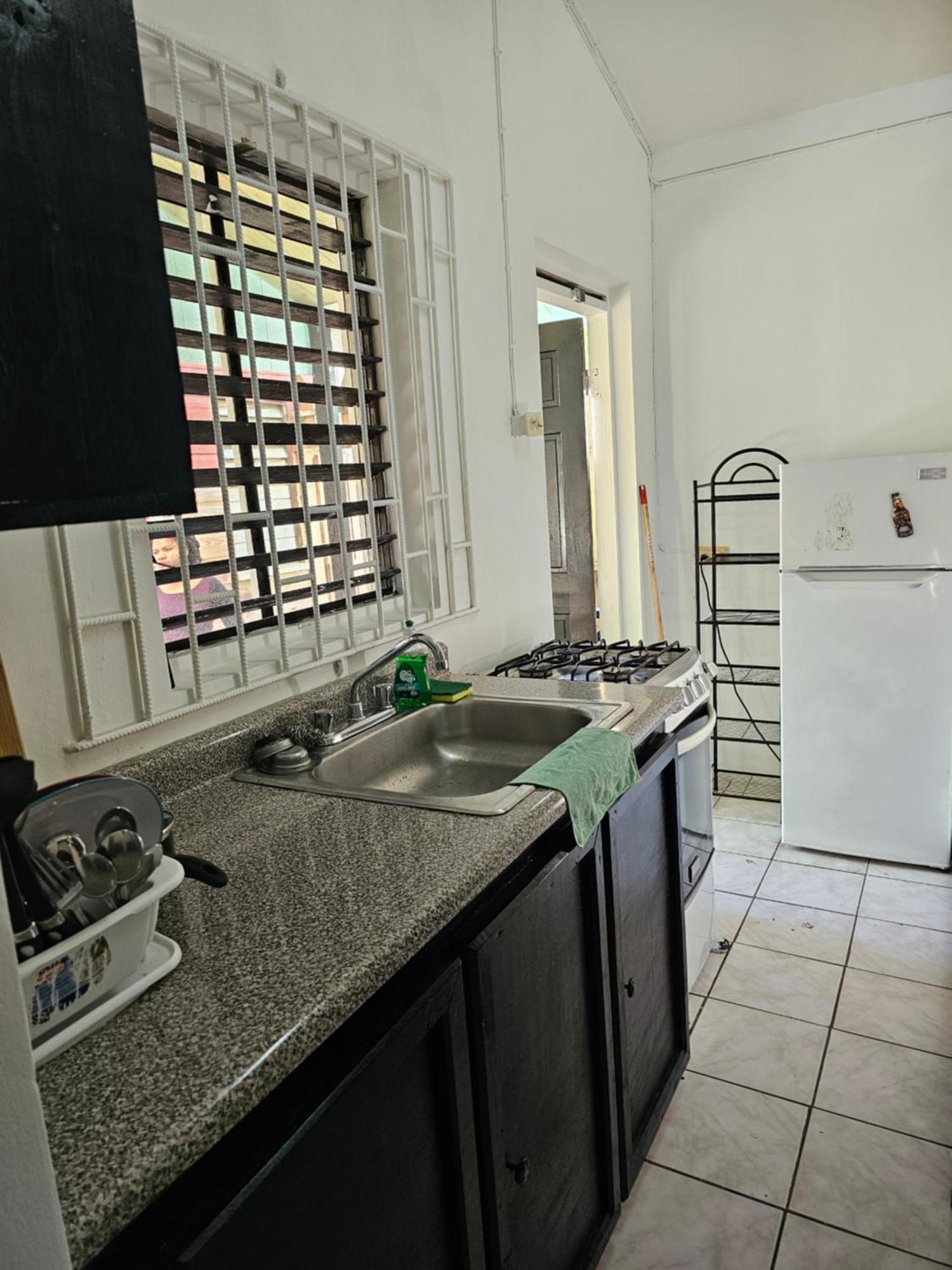 Roots Cafe Rooms Negril Extérieur photo