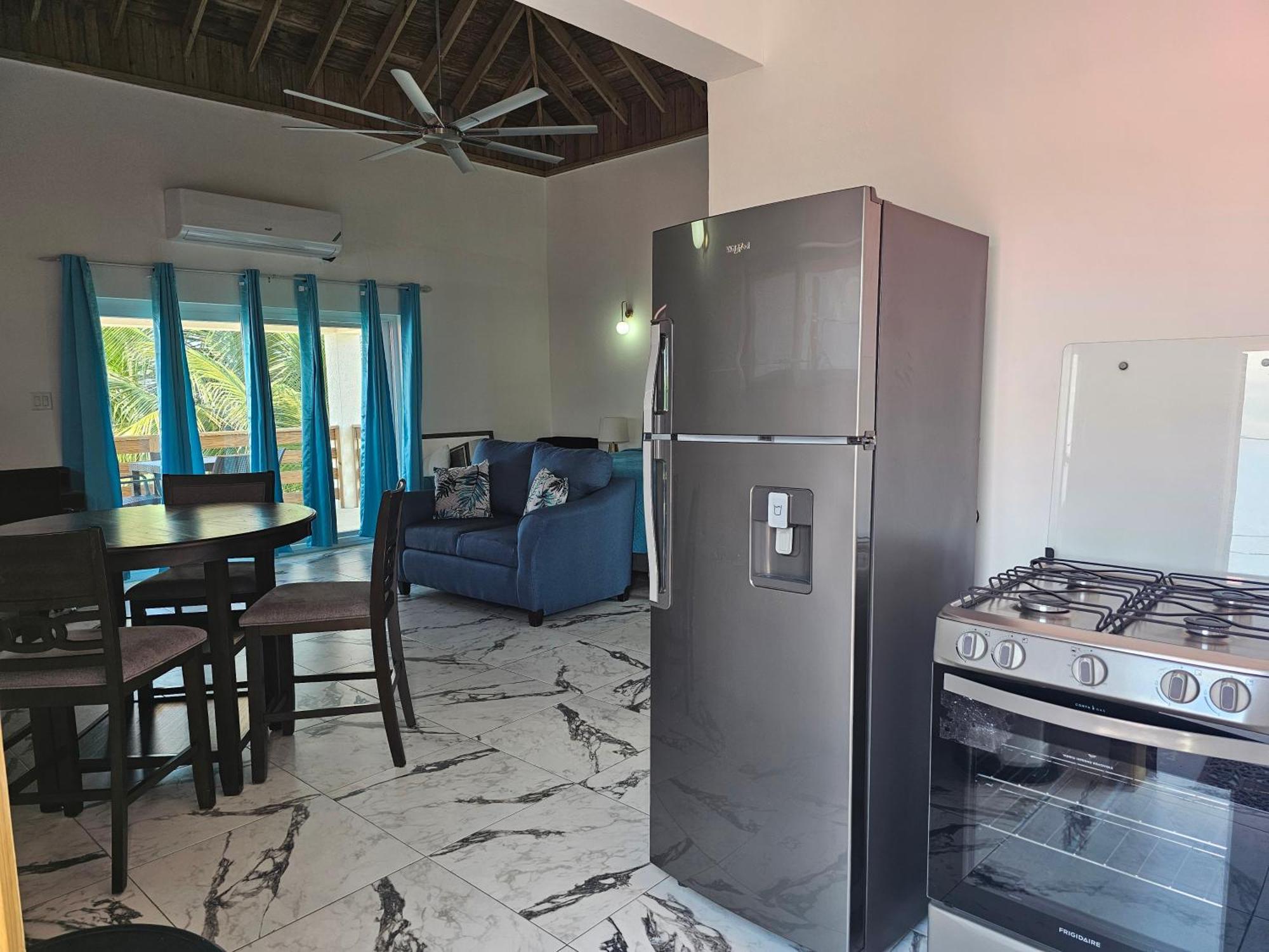 Roots Cafe Rooms Negril Extérieur photo